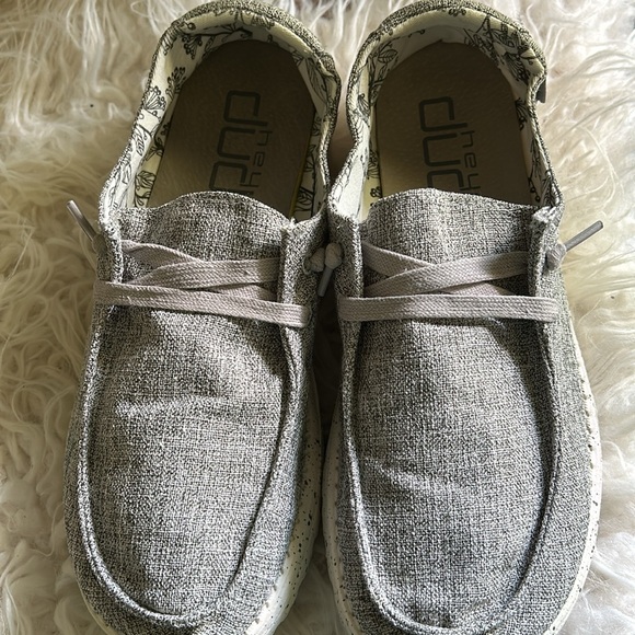 HEY DUDE Womens Wendy linen shoe Size 10 - Picture 2 of 8